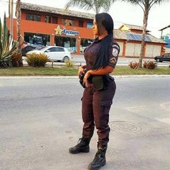 Policial gostosa caiu na net de calcinha fio dental mostrado bunda grande